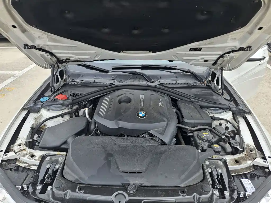 BMW 3 Series 2015 — фото 21