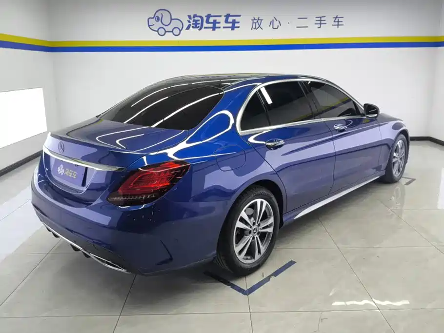 Mercedes-Benz C-Class 2021
