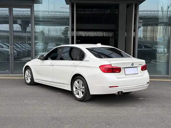 BMW 3 Series 2017