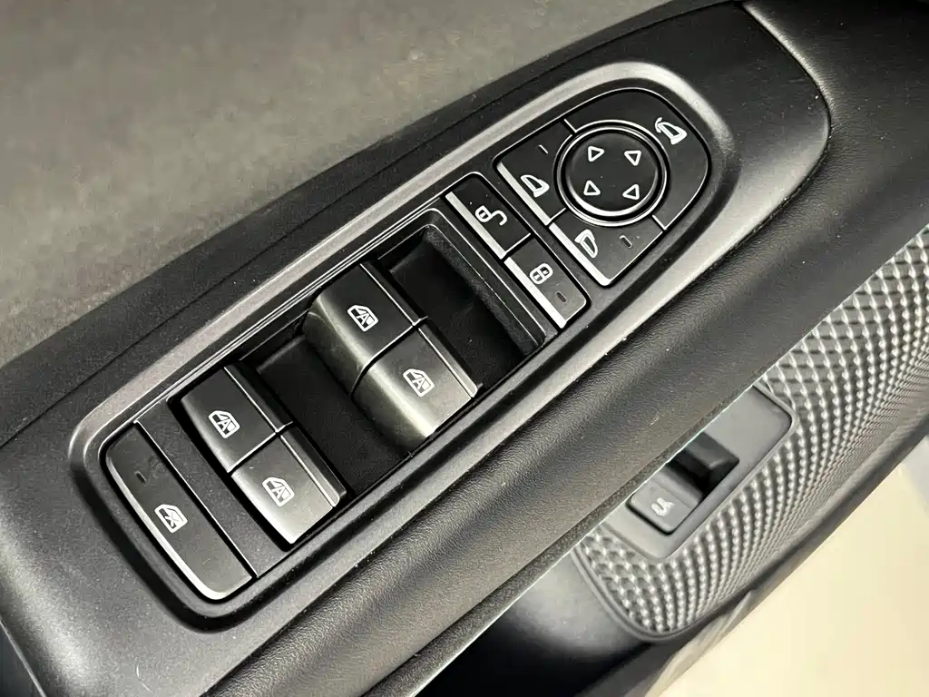 BYD Seal 06 2025 — фото 14