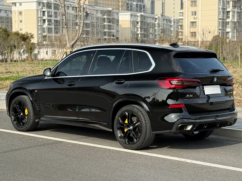 BMW X5 2022 — фото 16