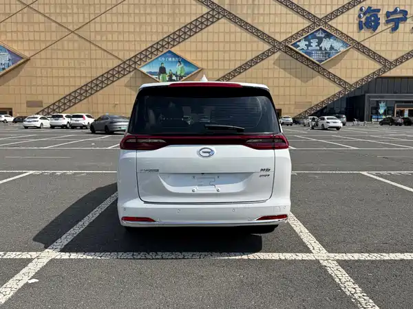 GAC Trumpchi M6 2022