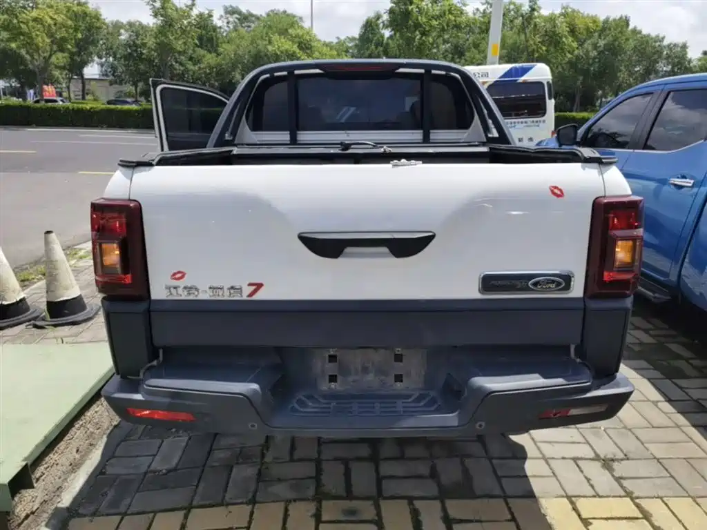 JMC Yuhu 7 2023