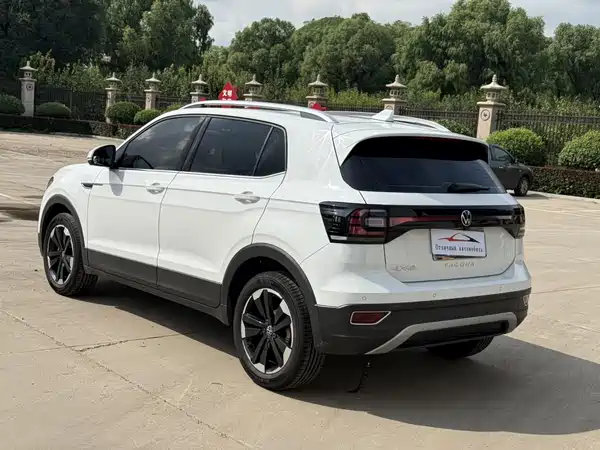 Volkswagen Tacqua 2022