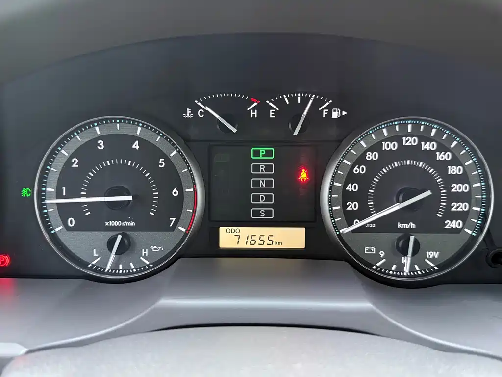Toyota Land Cruiser 2019 — фото 11
