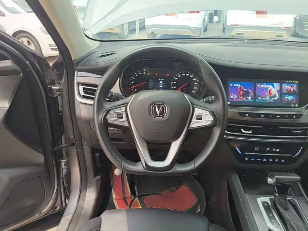 Changan CS35PLUS 2019 — фото 11