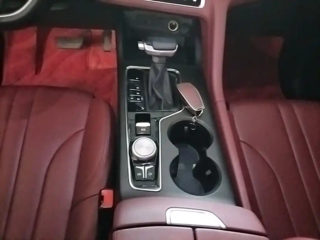Changan CS75 PLUS 2021 — фото 13