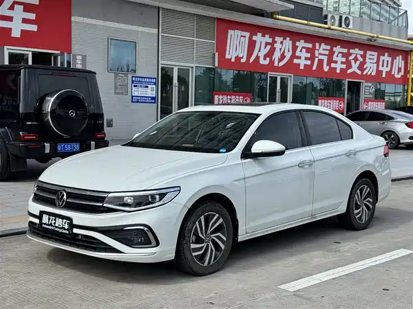 Volkswagen Bora 2024