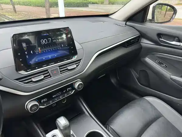 Nissan Teana 2020