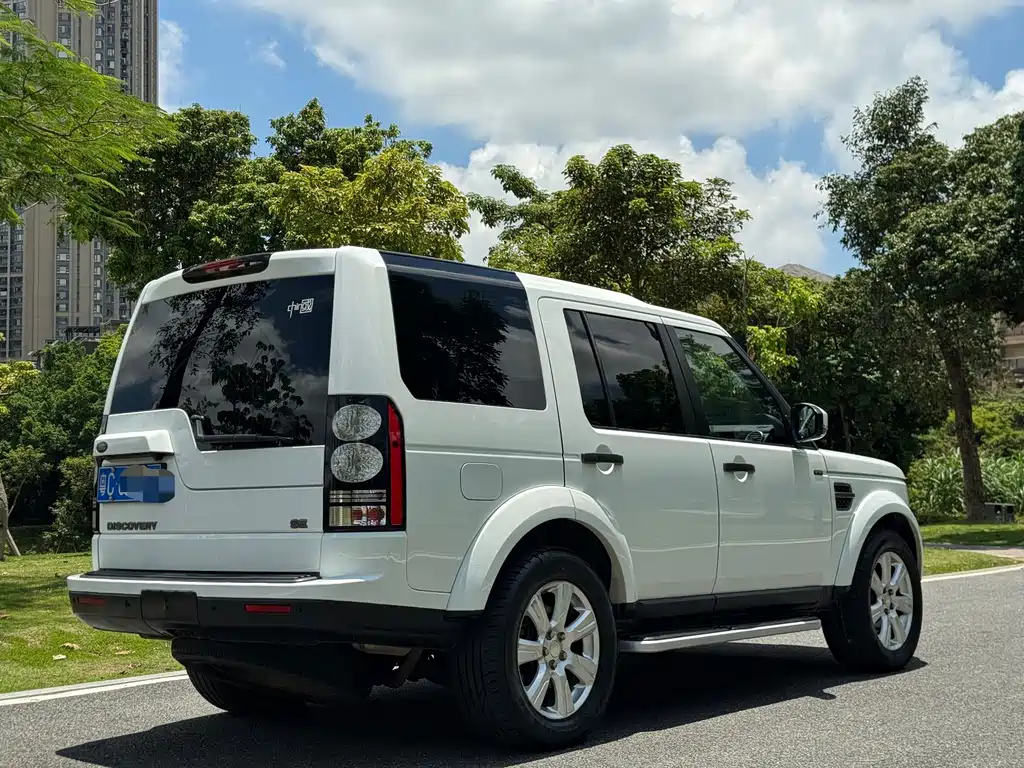Land Rover Discovery 2014