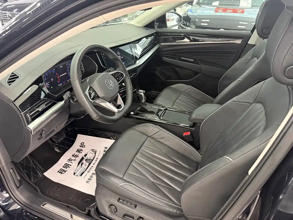 Volkswagen Passat 2023