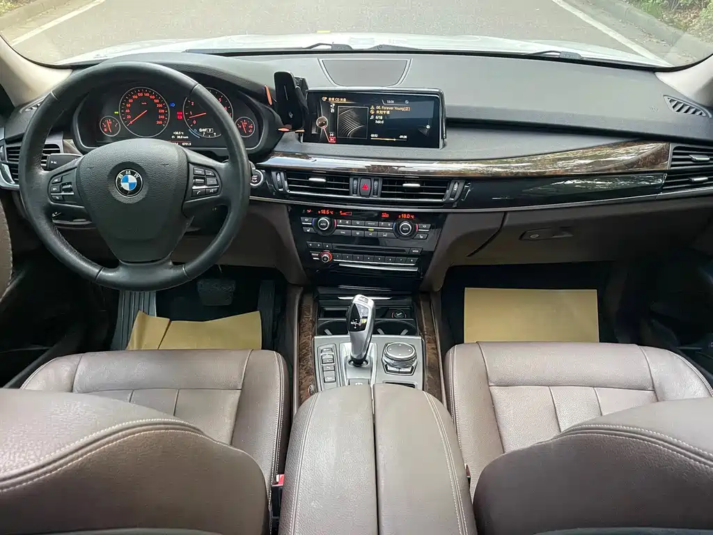 BMW X5 2015 — фото 8