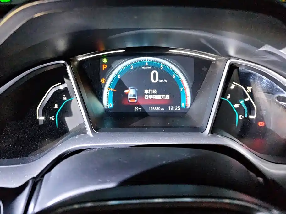 Honda Civic 2019 — фото 14