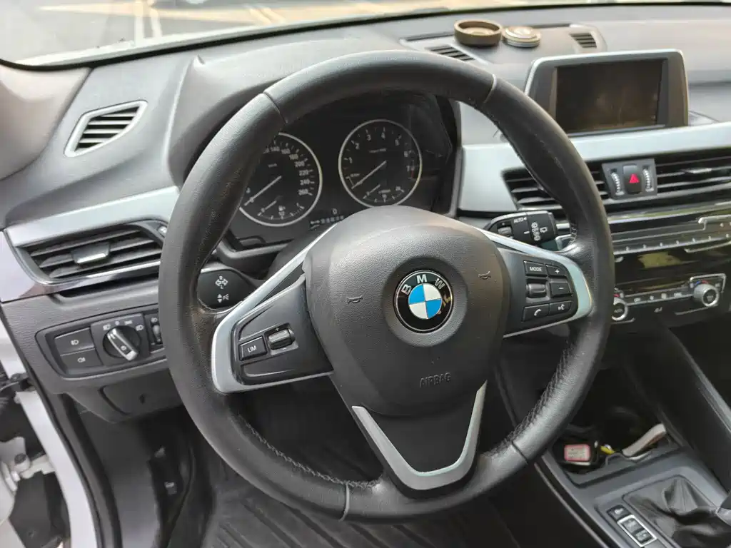 BMW X1 2018 — фото 13