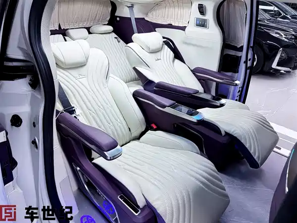 Toyota Sienna 2026