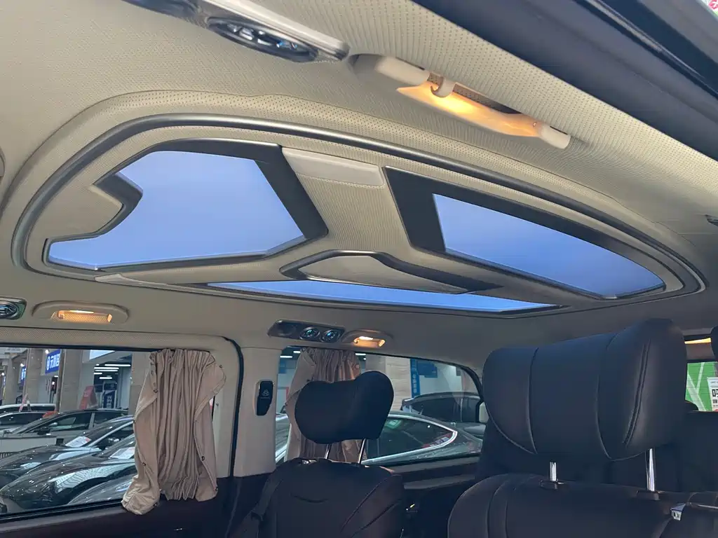 Mercedes-Benz Vito 2021 — фото 10
