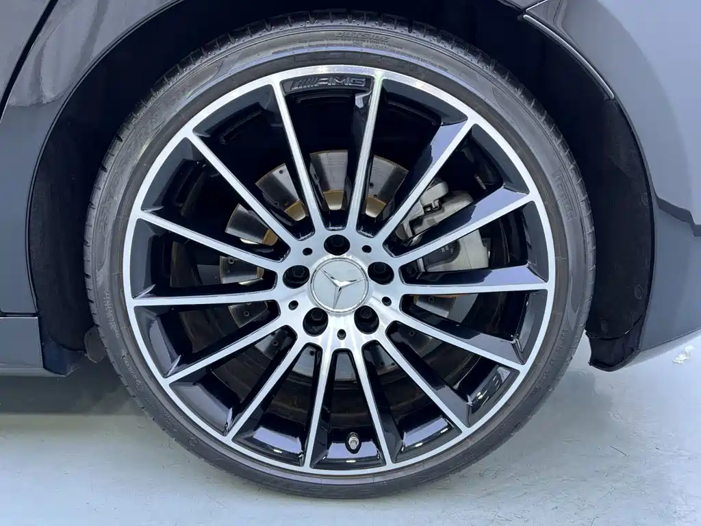 Mercedes-Benz A-Class AMG 2023 — фото 24