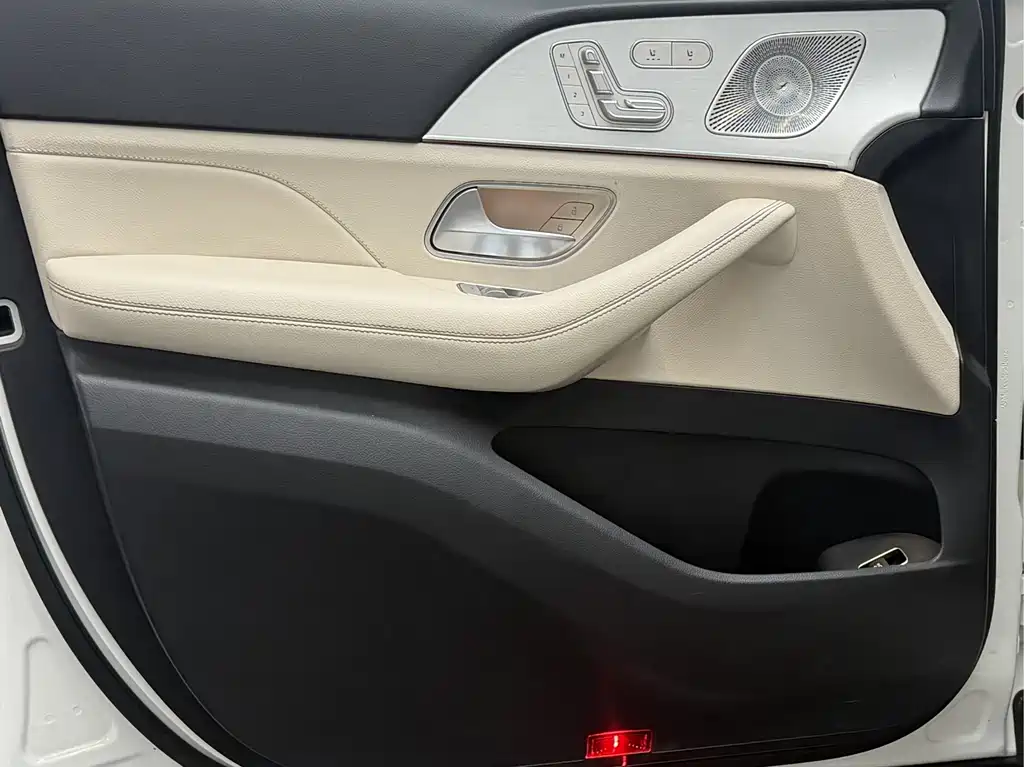 Mercedes-Benz GLE 2023 — фото 11