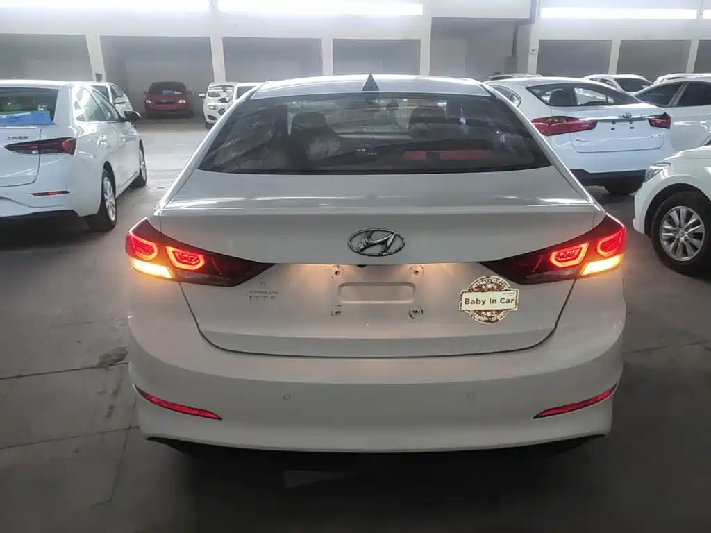 Hyundai Celesta 2017 — фото 6