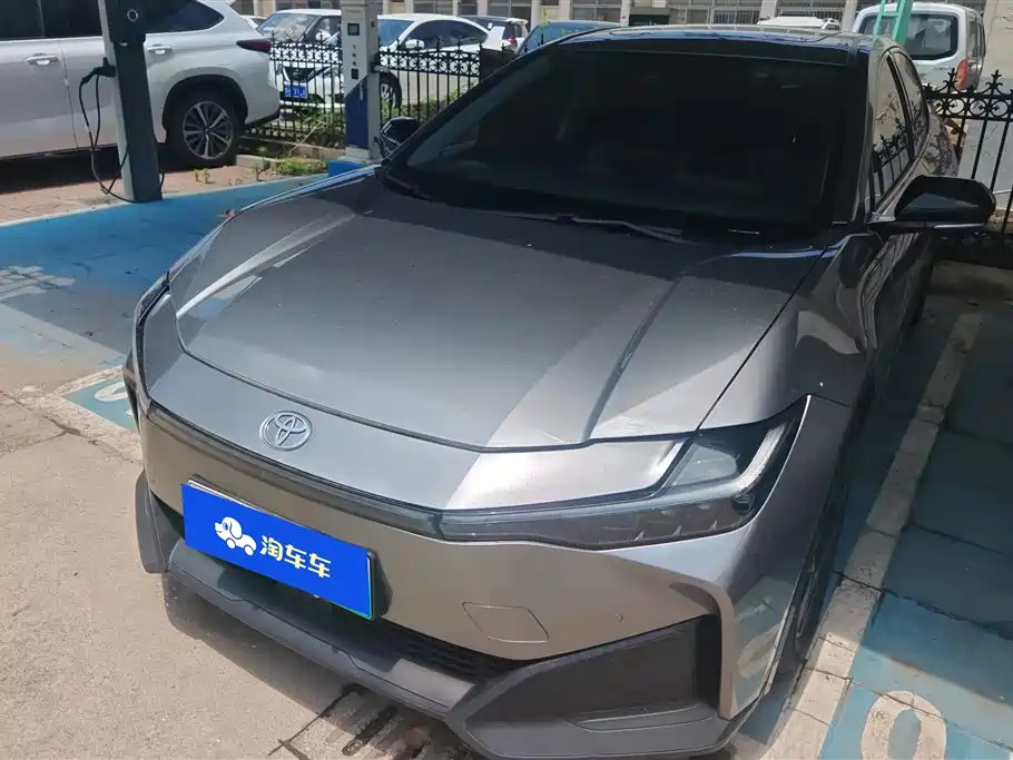 Toyota bZ3 2023