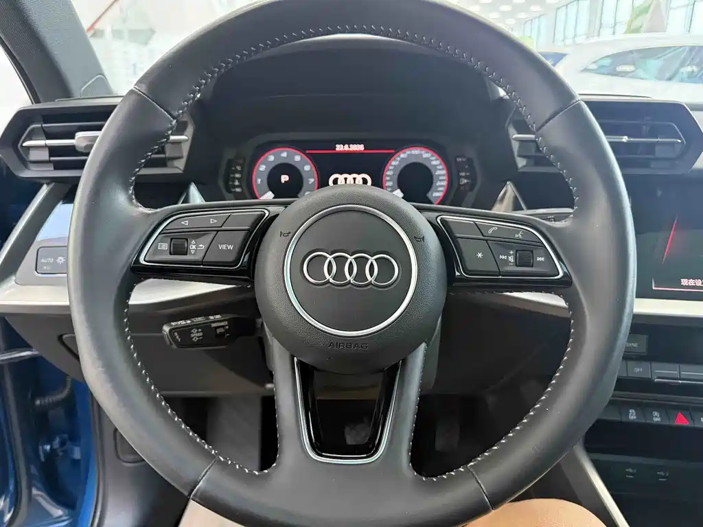Audi A3 2022 — фото 10