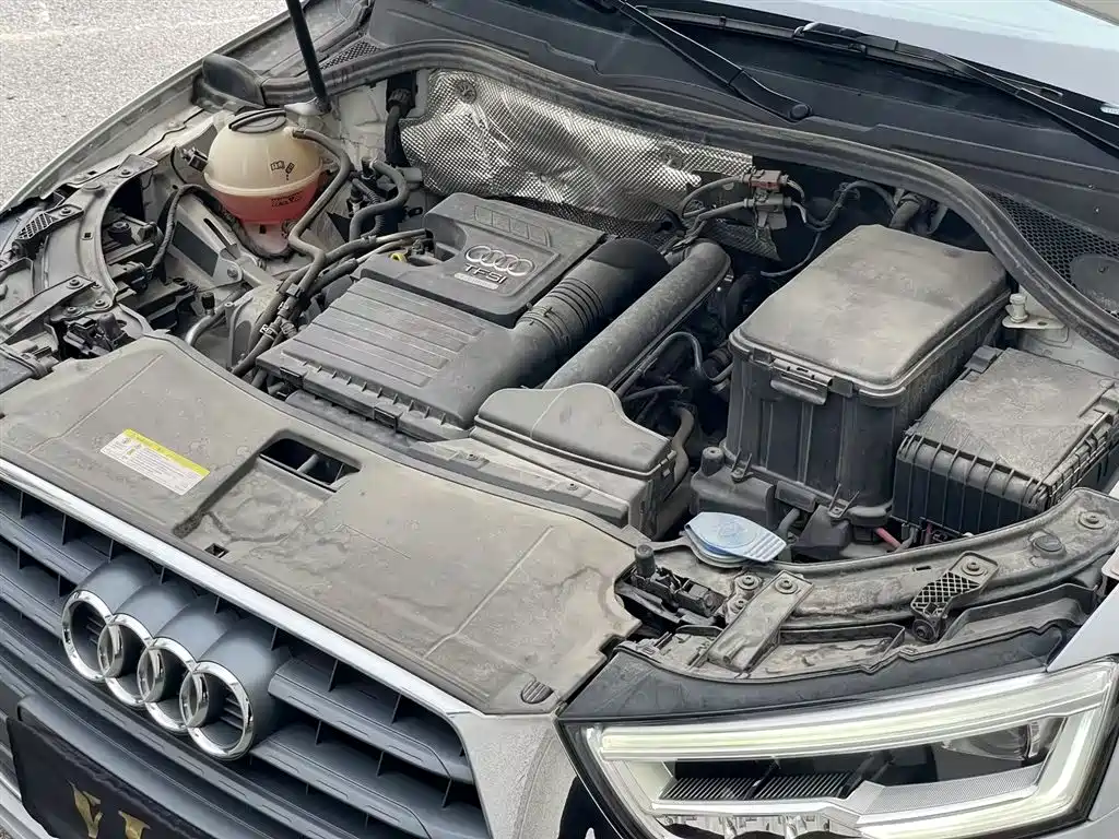 Audi Q3 2017 — фото 9