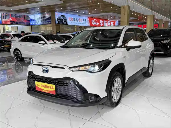 Toyota Frontlander 2024
