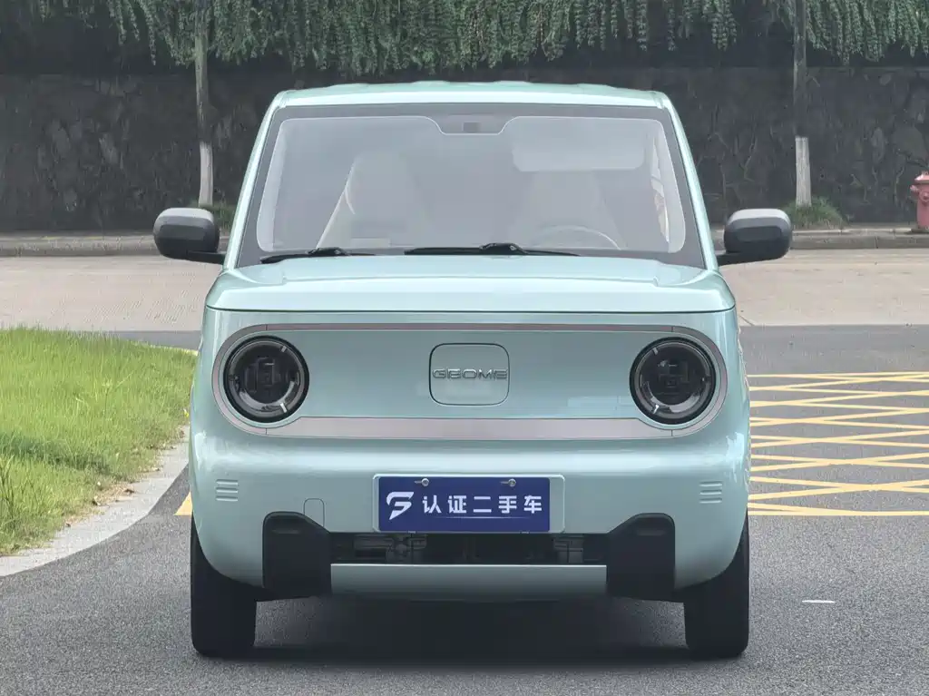 Geely Galaxy Panda 2023