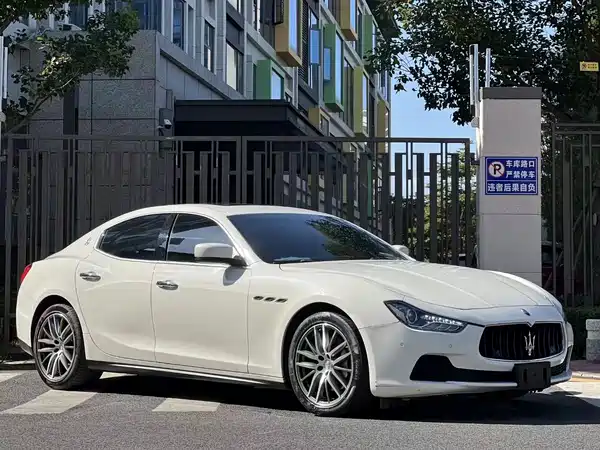 Maserati Ghibli 2016