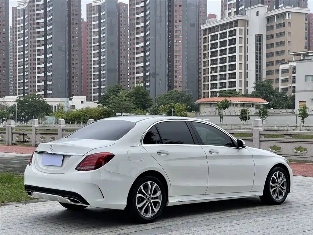 Mercedes-Benz C-Class 2018