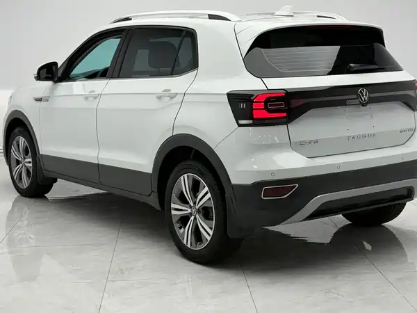 Volkswagen Tacqua 2022