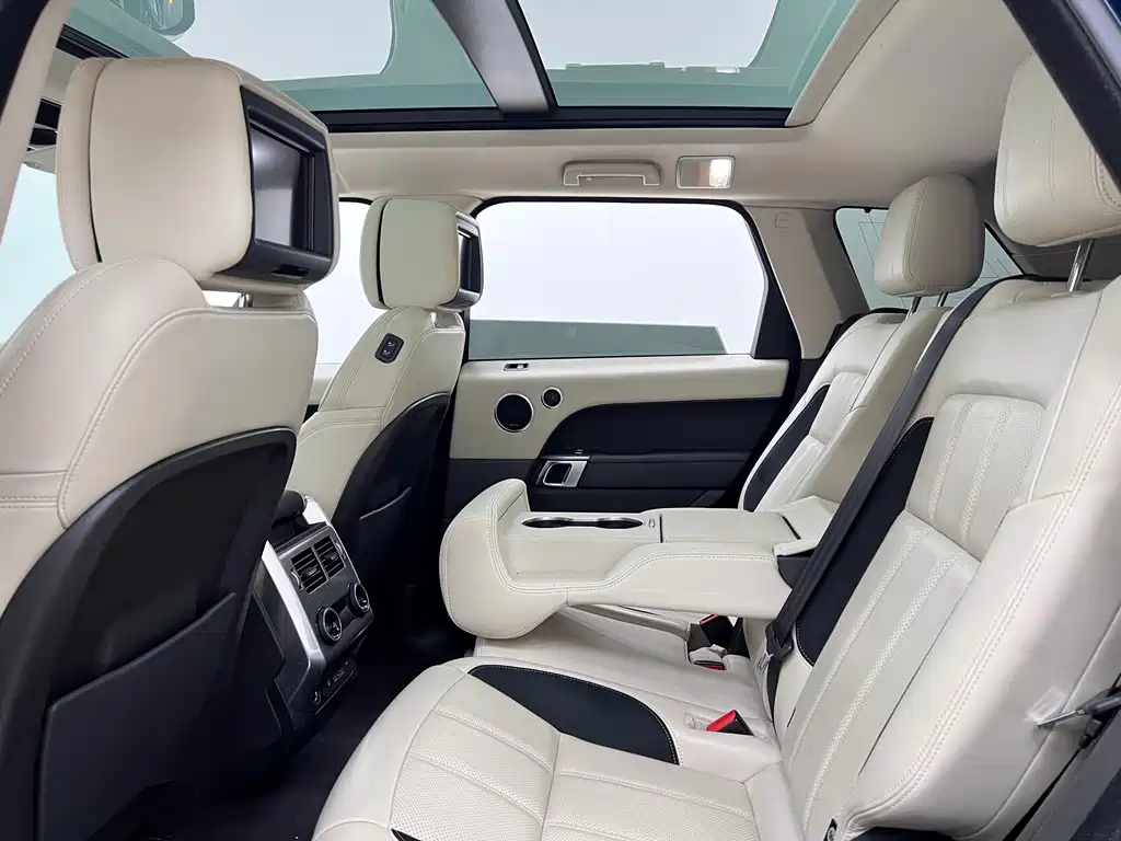 Land Rover Range Rover Sport 2022 — фото 16