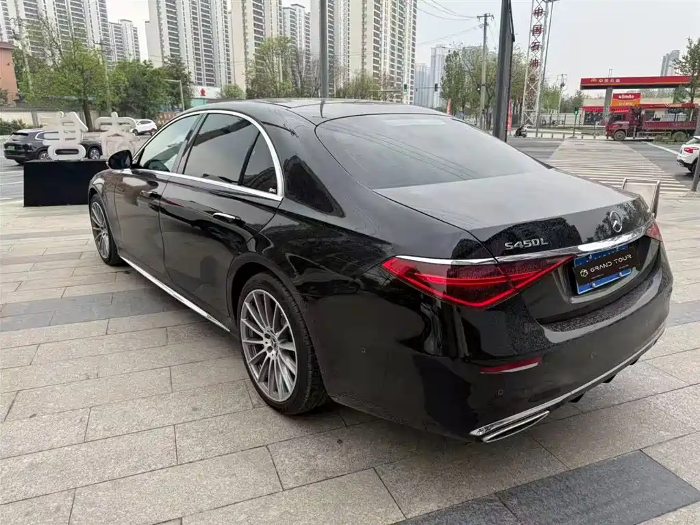 Mercedes-Benz S-Class 2023 — фото 2
