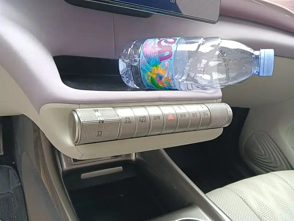 BYD Dolphin 2023 — фото 14