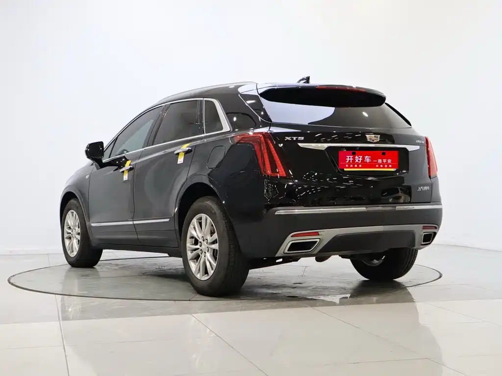 Cadillac XT5 2024 — фото 4
