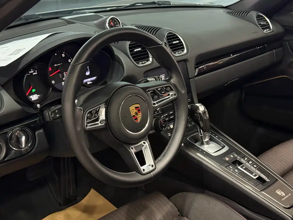 Porsche 718 2021 — фото 11