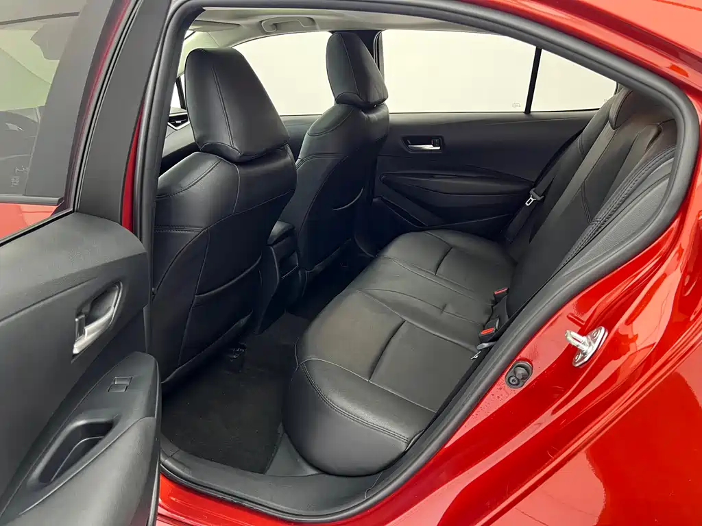 Toyota Corolla 2022 — фото 14