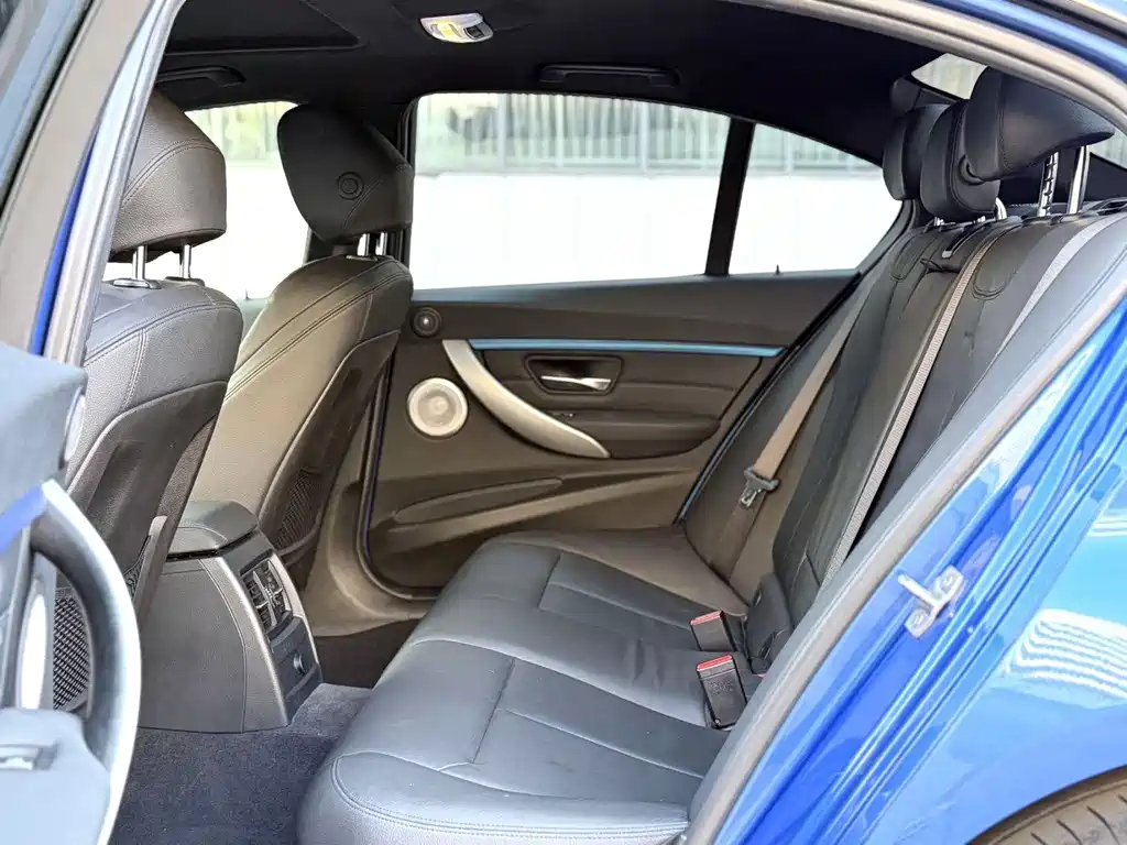BMW 3 Series 2016