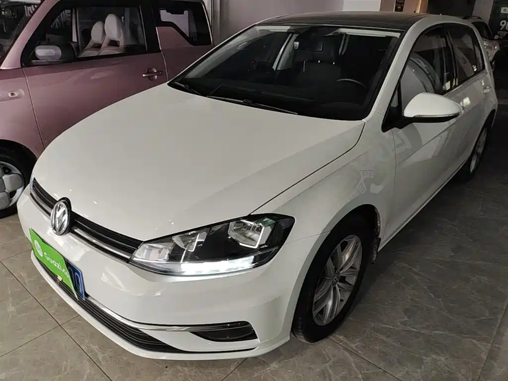 Volkswagen Golf 2018 — фото 1