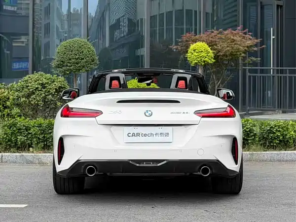BMW Z4 2025