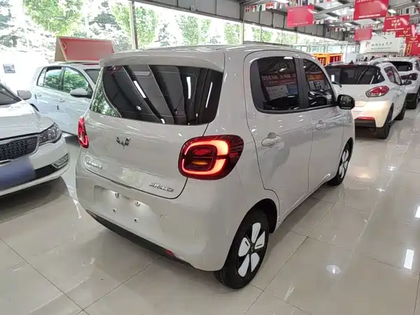 Wuling Hongguang MINIEV 2025