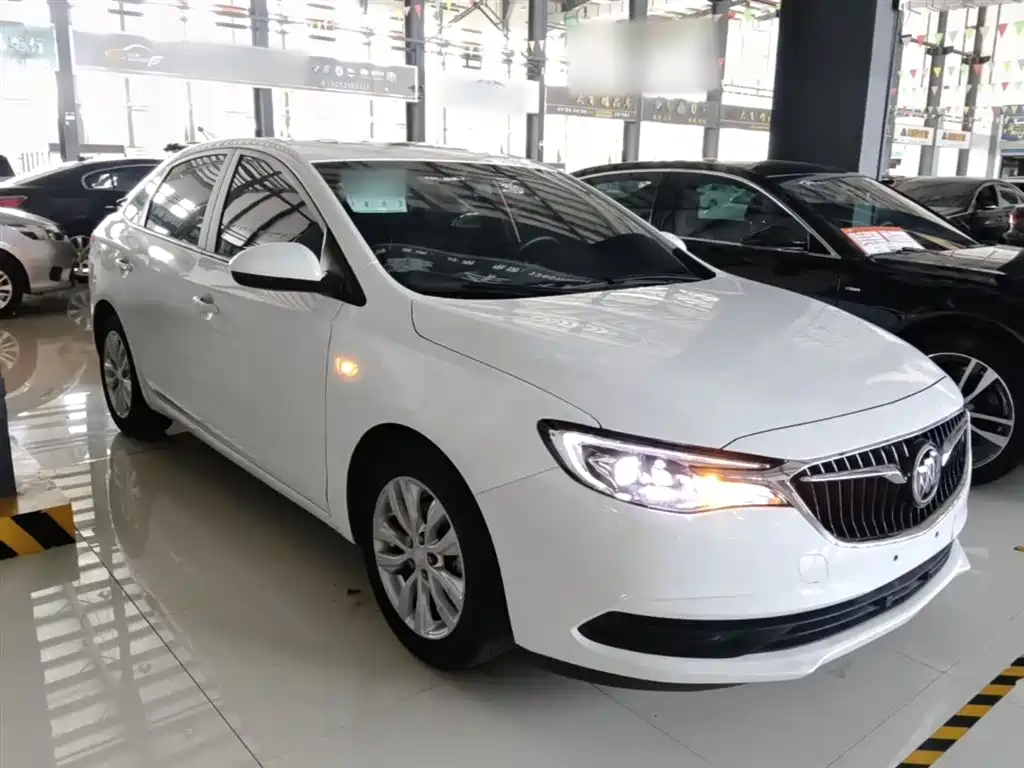 Buick Excelle 2021 — фото 4