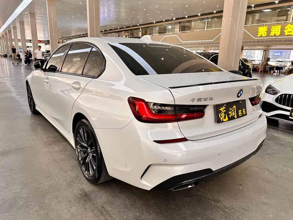 BMW 3 Series 2022 — фото 15