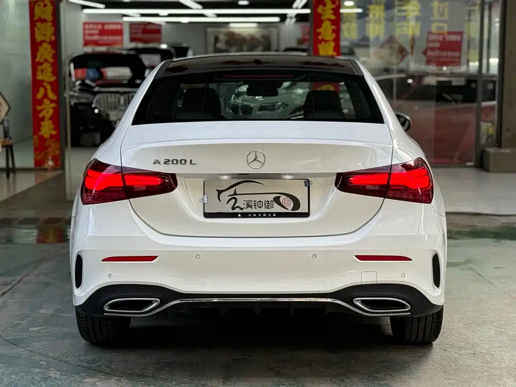 Mercedes-Benz A-Class 2023 — фото 4