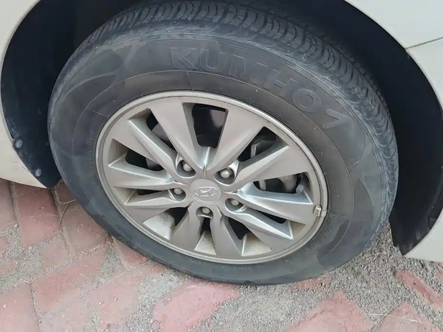 Hyundai Joyful 2018