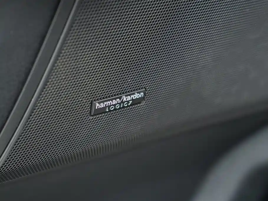 Land Rover Sport 2011 — фото 12