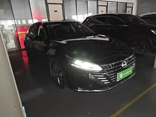 Nissan Teana 2022
