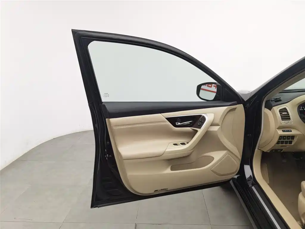 Nissan Teana 2015 — фото 8
