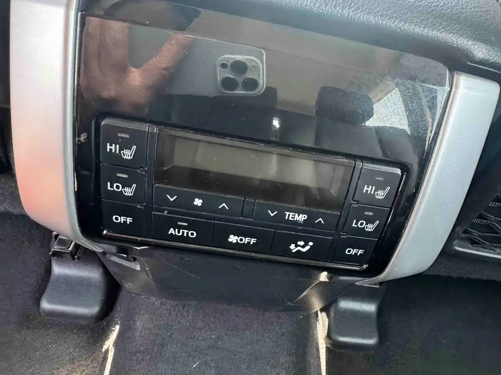Toyota Prado 2018 — фото 10