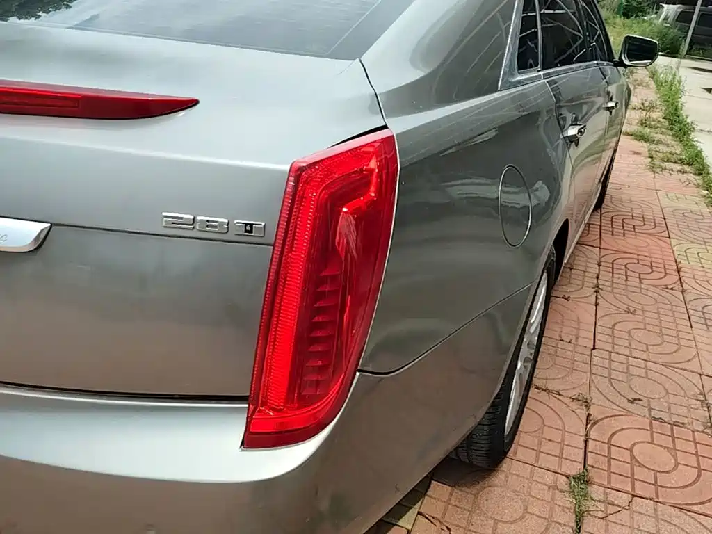 Cadillac XTS 2017 — фото 8